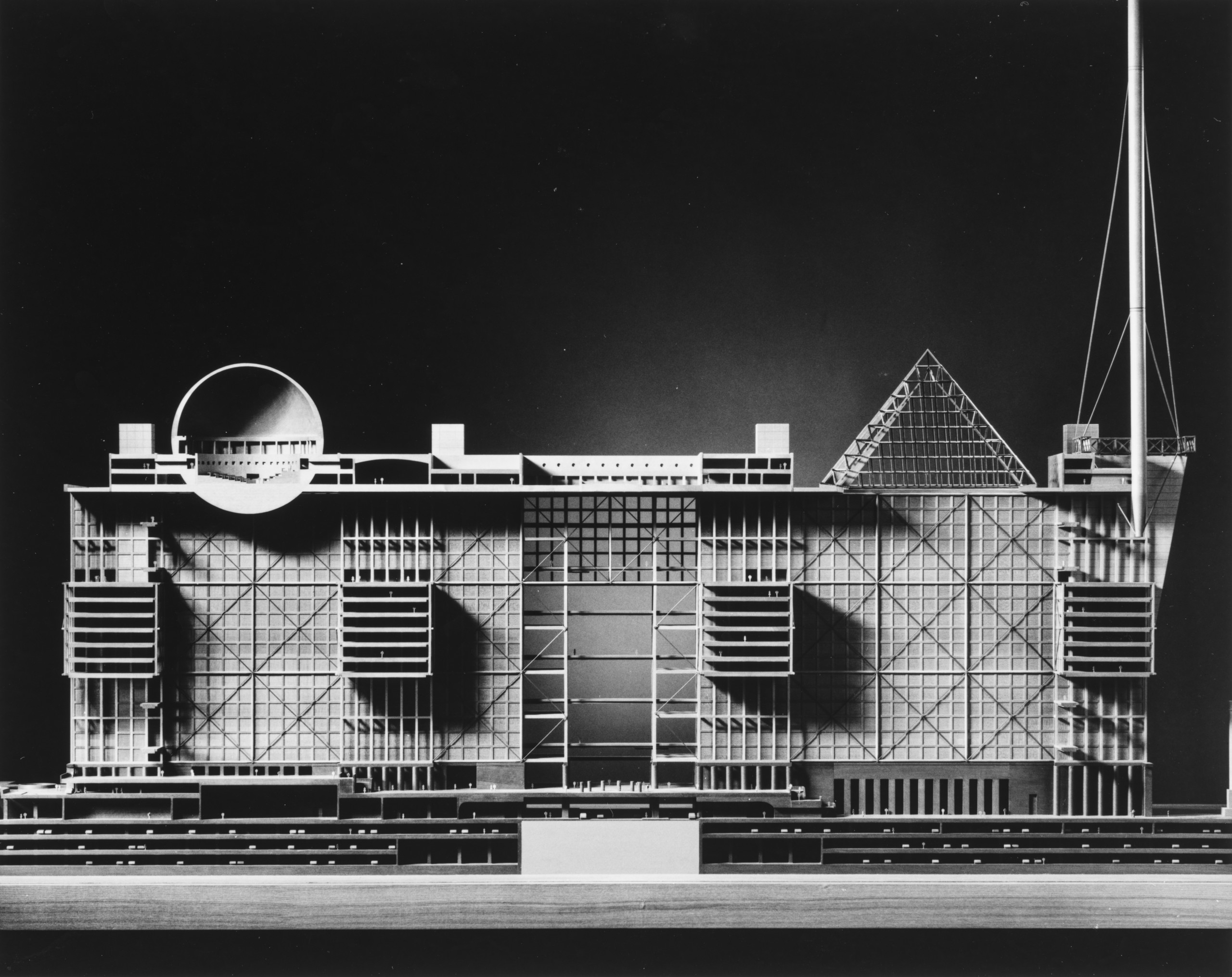 東京都新都庁舎計画（磯崎新）